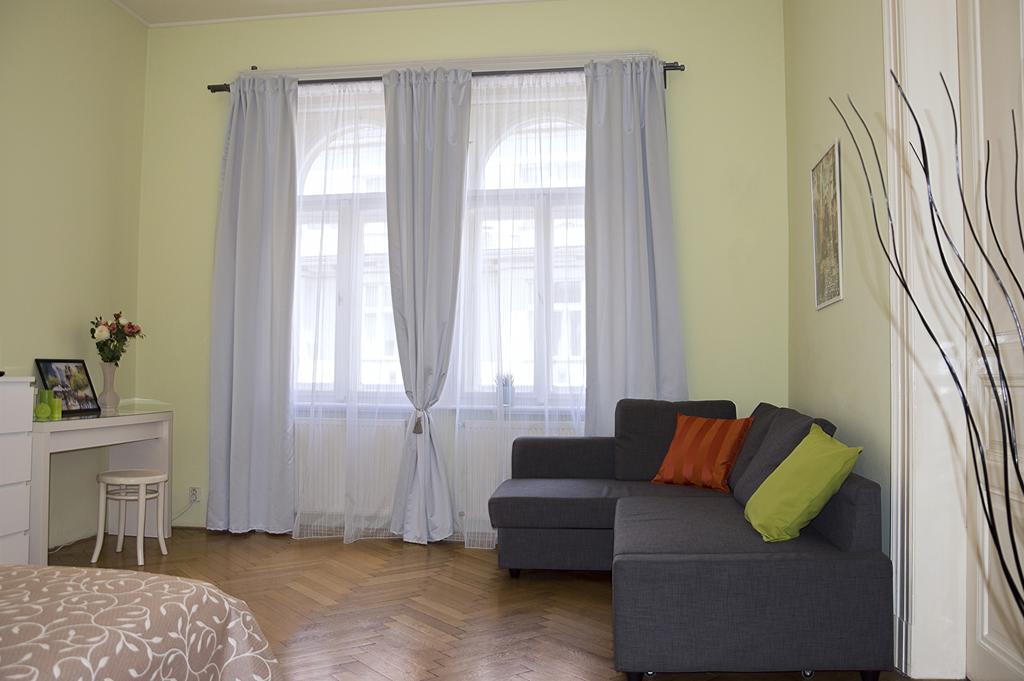 Modern Klimentská